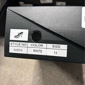 White tie up the calf heel